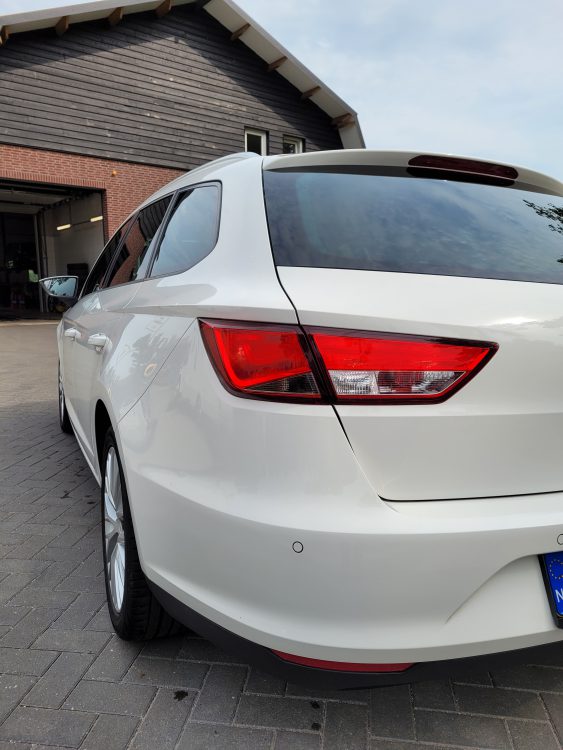 Seat Leon 1.6 TDI 81KW ST DSG 2016 Wit