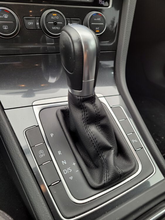 Volkswagen Golf 1.6