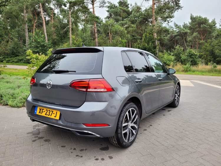 Volkswagen Golf 1.6