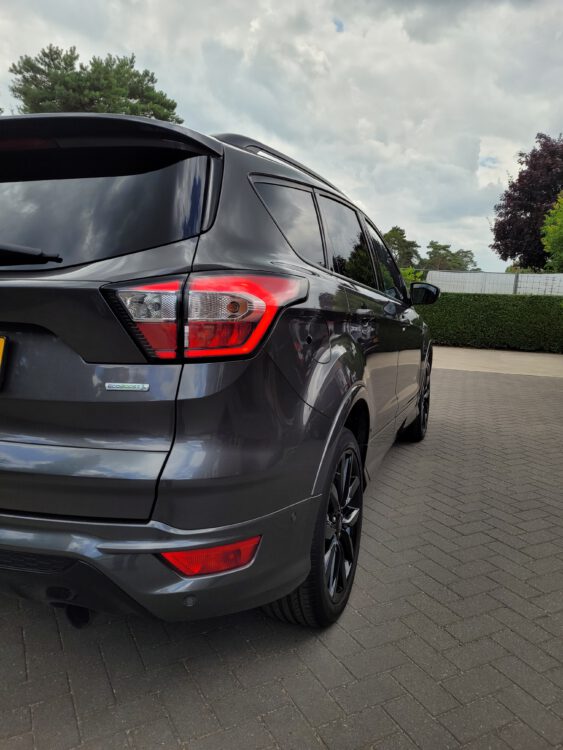 Ford Kuga 1.5L ST Line 182PK 4WD