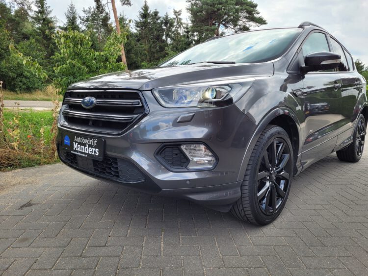 Ford Kuga 1.5L ST Line 182PK 4WD