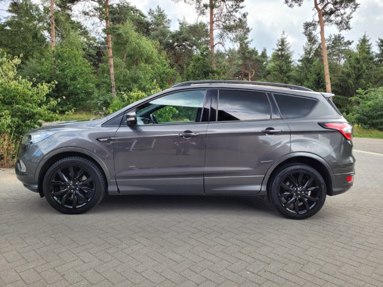 Ford Kuga 1.5L ST Line 182PK 4WD