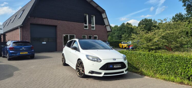 Ford Focus 2.0L Ecoboost ST