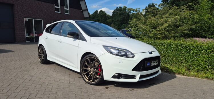 Ford Focus 2.0L Ecoboost ST