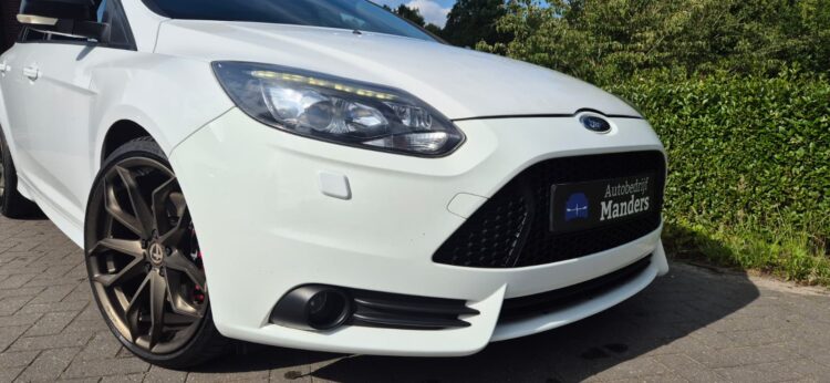 Ford Focus 2.0L Ecoboost ST