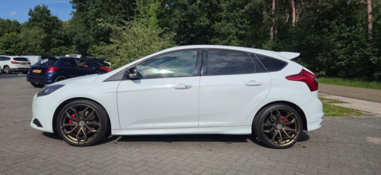 Ford Focus 2.0L Ecoboost ST