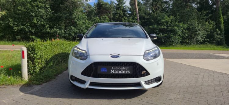 Ford Focus 2.0L Ecoboost ST